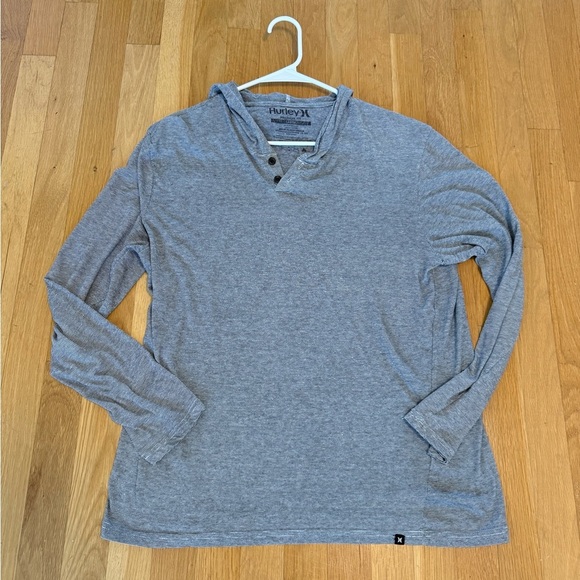 Hurley Other - Vintage Hurley's men's long-sleeve hooded henley in a Heather Gray stripe large